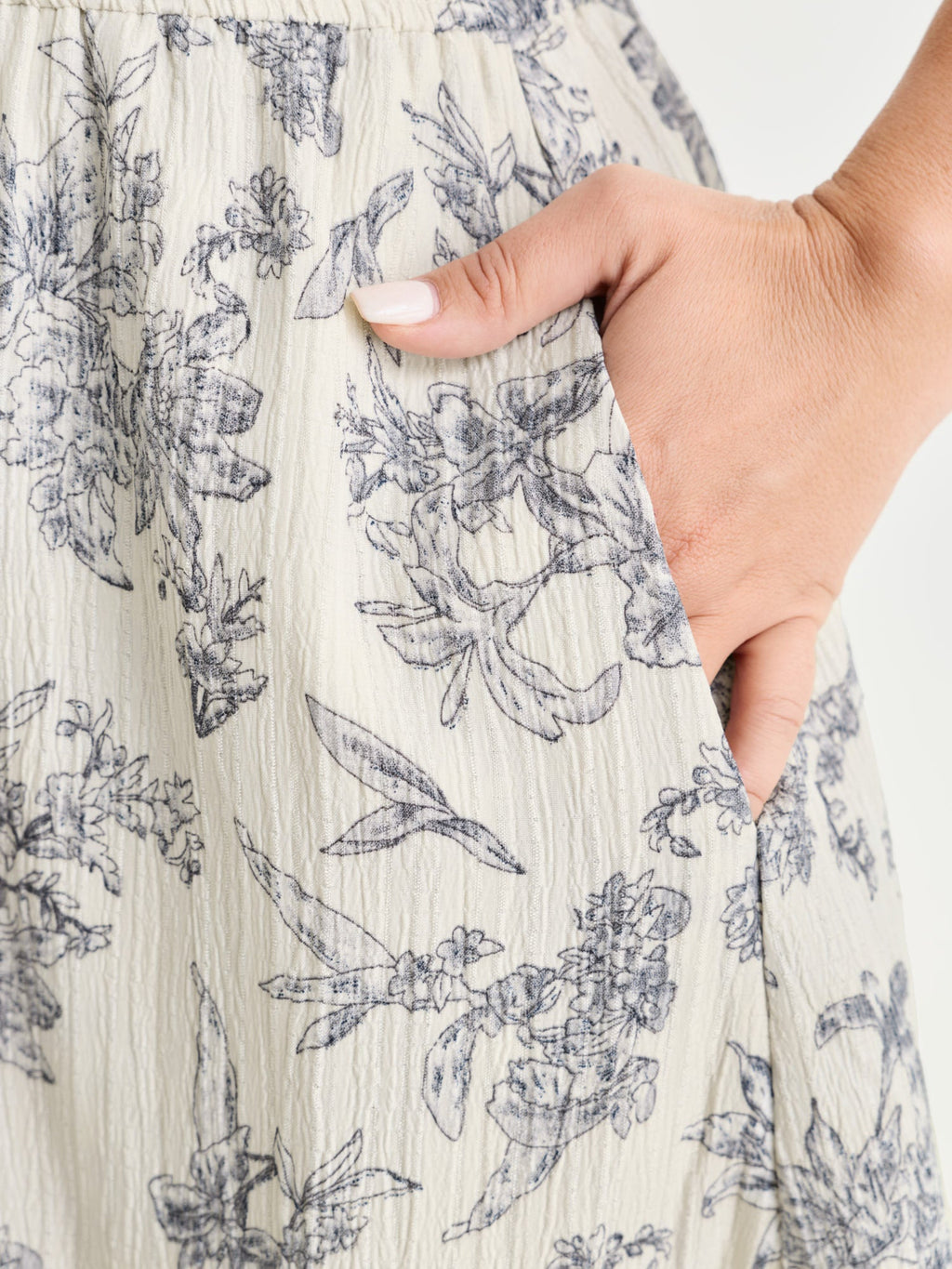 Textured Shirred Cinched Waist Maxi Dress