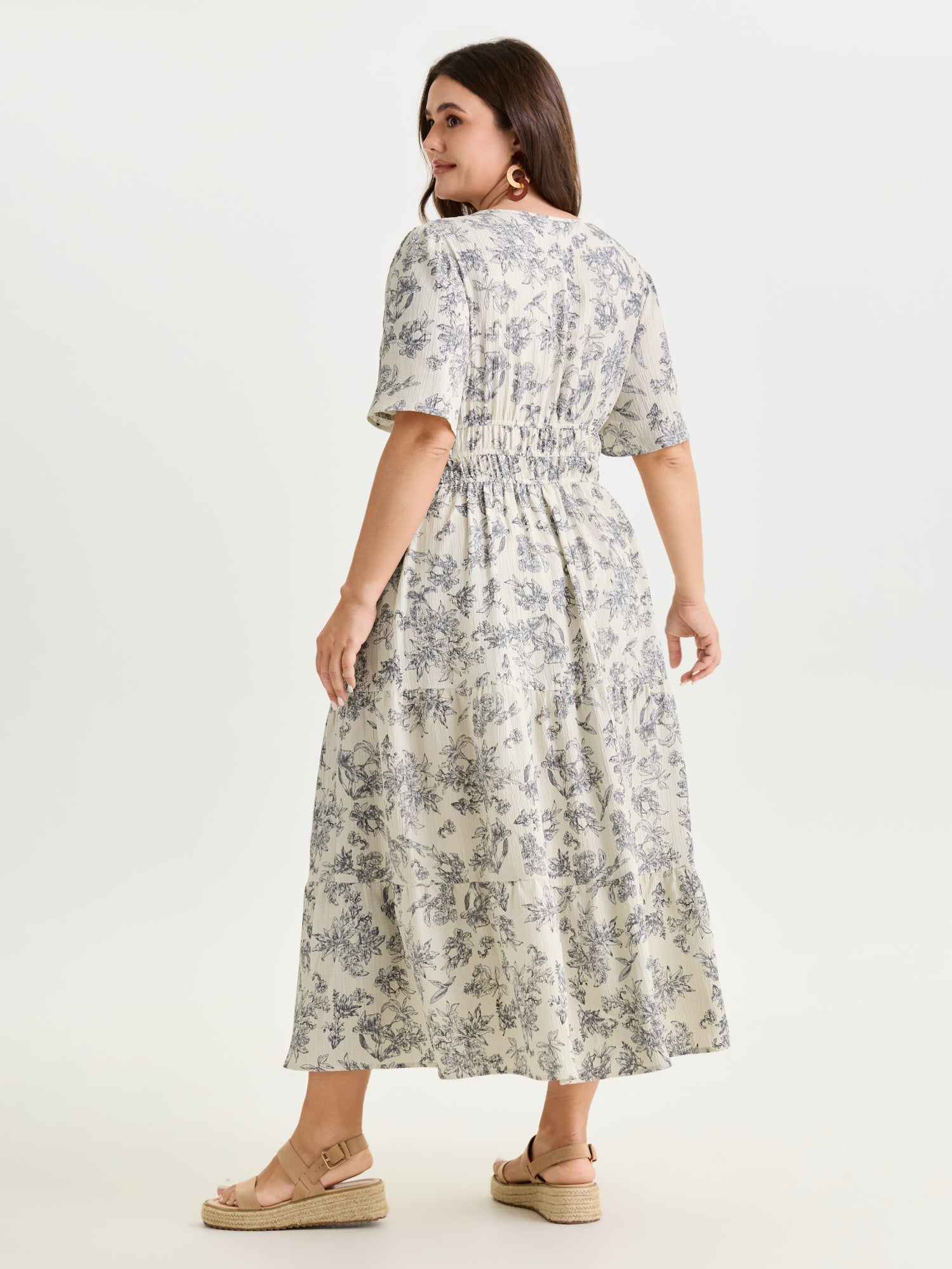 Textured Shirred Cinched Waist Maxi Dress